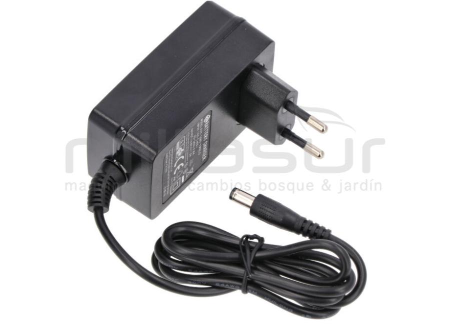 CARGADOR 16,8 V MB300 (37)